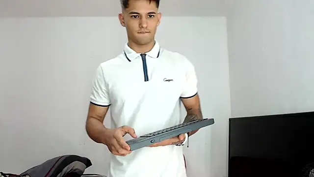 Alex mojica online show from 14, 12, 2025