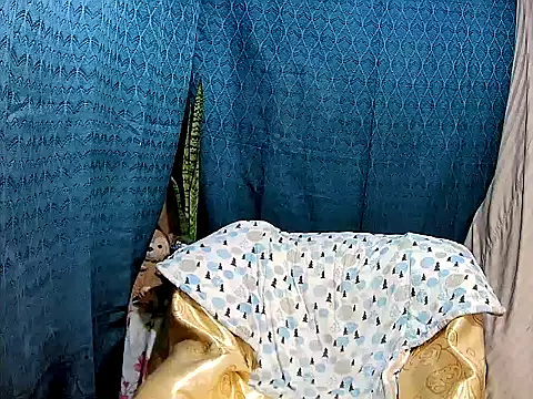 Snapshot of FlowerSexy chatting on 30, 9, 2025 FlowerSexy online show from 30, 9, 2025