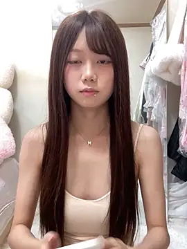 zaizaiNono online show from 10, 11, 2025