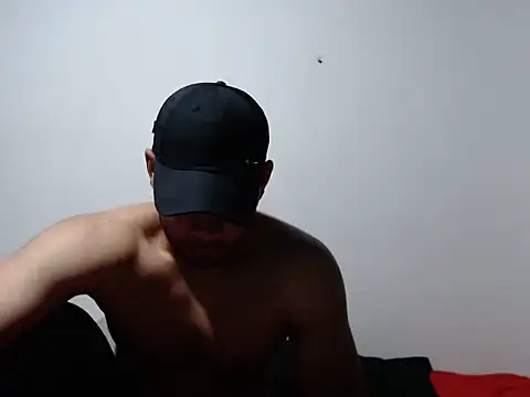 Snapshot of lukas_angelo chatting on 22, 10, 2025 lukas angelo online show from 22, 10, 2025