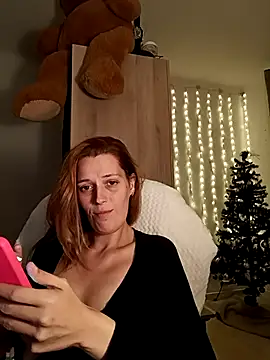 Mila Luciphya online show from 25, 11, 2025