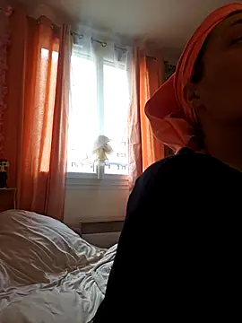 Mila Luciphya online show from 7, 2, 2026