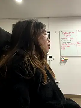 Snapshot of Isabela_Colins chatting on 16, 9, 2025 Isabela Colins online show from 16, 9, 2025