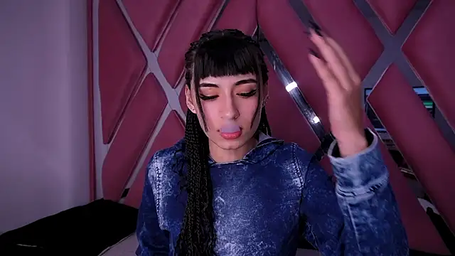 Alynn Bri  online show from 3, 4, 2026