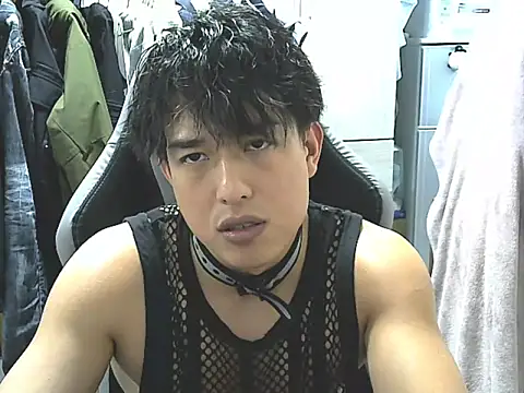 Snapshot of hunterXhan chatting on 3, 2, 2026 hunterXhan online show from 3, 2, 2026