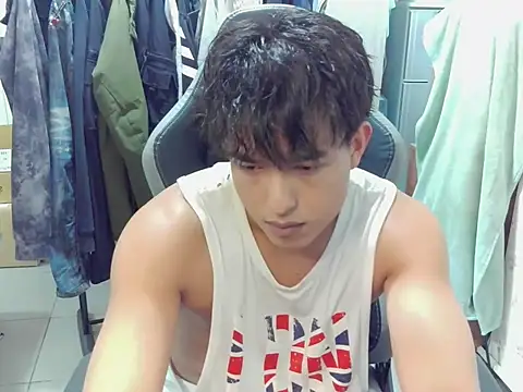 Snapshot of hunterXhan chatting on 7, 3, 2026 hunterXhan online show from 7, 3, 2026