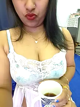 hoty sonali online show from 5, 11, 2025