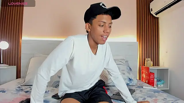 Brunette  boy online show from 14, 9, 2025