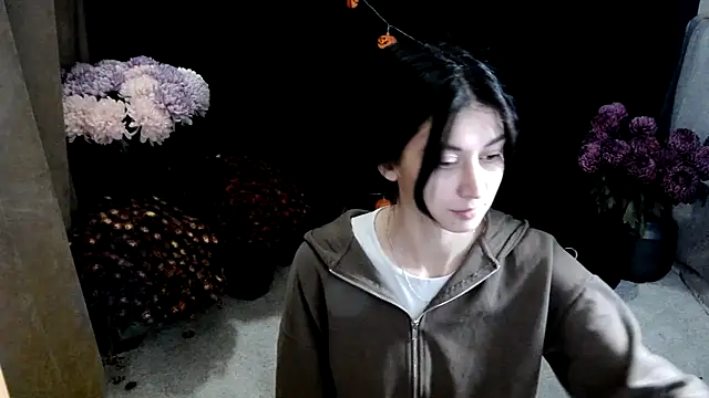 Snapshot of AiryR chatting on 5, 11, 2025 AiryR online show from 5, 11, 2025