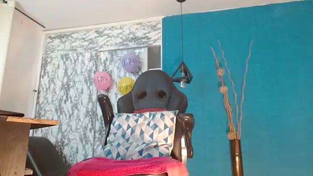 hanna mooreee online show from 9, 4, 2026