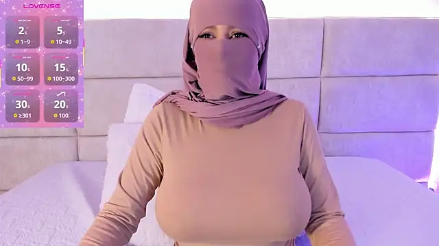  Nadiaa online show from 16, 4, 2026