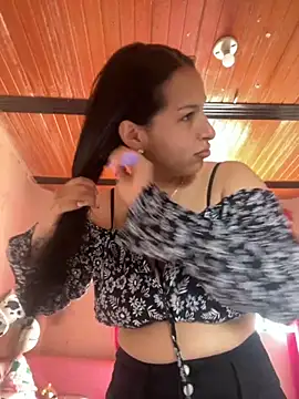 Mia garcia28 online show from 28, 11, 2025