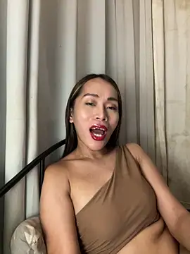 RomanticPearlTS online show from 6, 3, 2026