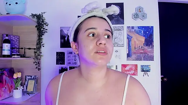 Lana Herondale online show from 5, 10, 2025