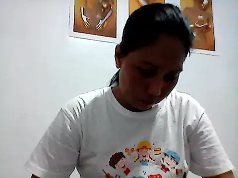 nhayasquirt online show from 13, 9, 2025