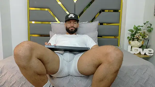 yorbymaxx online show from 11, 10, 2025