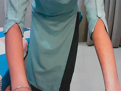 Snapshot of elize__ chatting on 30, 9, 2025 elize online show from 30, 9, 2025