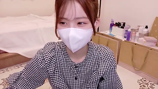 Snapshot of Ema_o0_chan chatting on 14, 9, 2025 Ema o0 chan online show from 14, 9, 2025