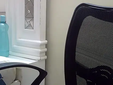 Simranjeet kaur26 online show from 10, 10, 2025