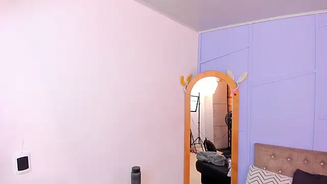 milavega  online show from 30, 11, 2025