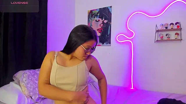 Dilan and Mia online show from 21, 12, 2025