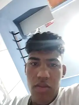 Snapshot of Lale-Adrian chatting on 23, 12, 2025 Lale-Adrian online show from 23, 12, 2025