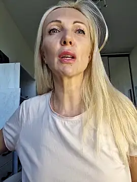 Monna online show from 4, 10, 2025