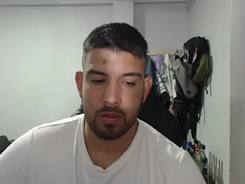 Snapshot of Axel11113 chatting on 13, 9, 2025 Axel11113 online show from 13, 9, 2025