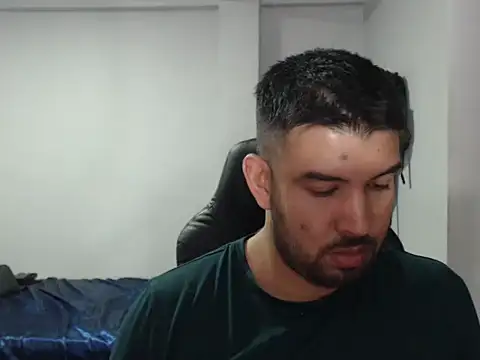 Snapshot of Axel11113 chatting on 16, 9, 2025 Axel11113 online show from 16, 9, 2025