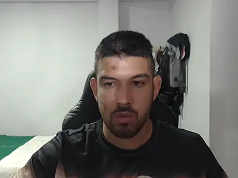 Snapshot of Axel11113 chatting on 3, 11, 2025 Axel11113 online show from 3, 11, 2025