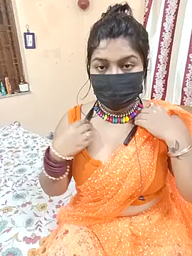 Snapshot of Naughty-Chaaya chatting on 6, 11, 2025 Naughty-Chaaya online show from 6, 11, 2025