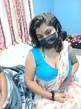 Snapshot of Naughty-Chaaya chatting on 23, 11, 2025 Naughty-Chaaya online show from 23, 11, 2025