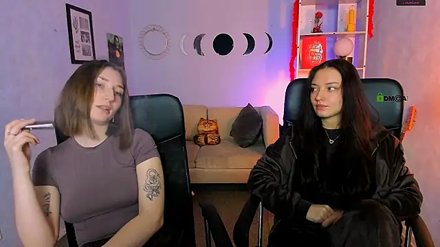 eva smiith  online show from 10, 4, 2026