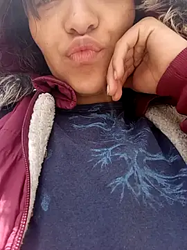 mia blue01 online show from 25, 9, 2025