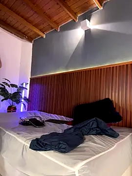 MarilynSmith01 online show from 1, 11, 2025