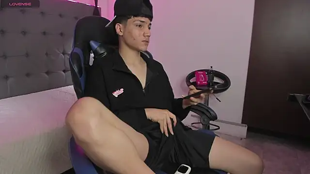 SamBlack  online show from 10, 4, 2026