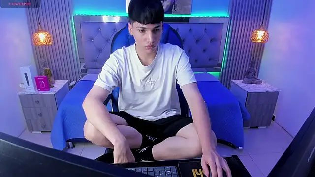 Snapshot of SamBlack_ chatting on 21, 7, 2026 SamBlack online show from 21, 7, 2026