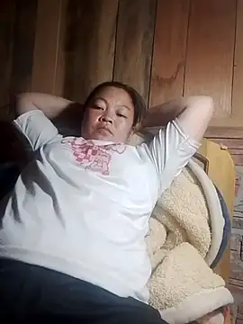 Snapshot of MaySweetb chatting on 21, 10, 2025 MaySweetb online show from 21, 10, 2025