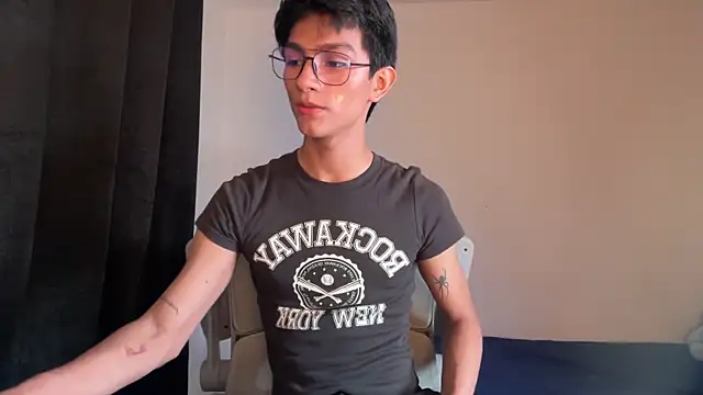 Angel bunny2 online show from 8, 11, 2025