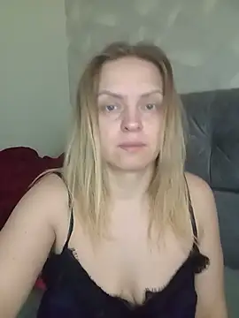 Ami Foxy online show from 31, 5, 2026