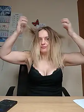 Ami Foxy online show from 5, 6, 2026