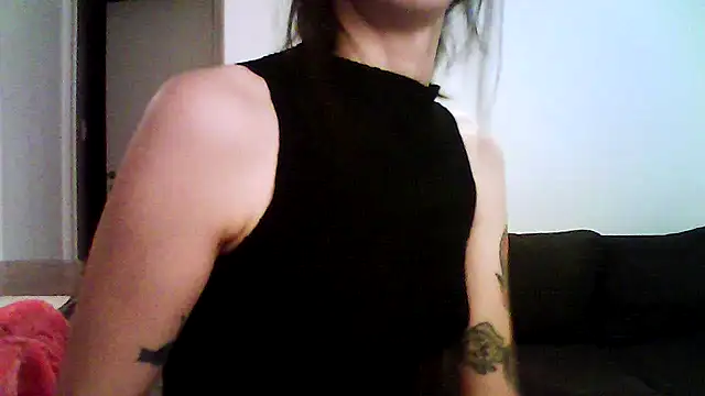 Snapshot of sweetsinxxx chatting on 19, 10, 2025 sweetsinxxx online show from 19, 10, 2025