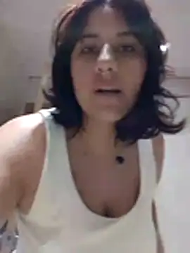 Snapshot of tutermitoa chatting on 21, 10, 2025 tutermitoa online show from 21, 10, 2025
