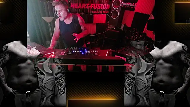 Snapshot of Wir2002Paar chatting on 25, 10, 2025 Wir2002Paar online show from 25, 10, 2025