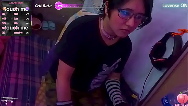 Snapshot of Ftm_Bunny chatting on 8, 1, 2026 Ftm Bunny online show from 8, 1, 2026