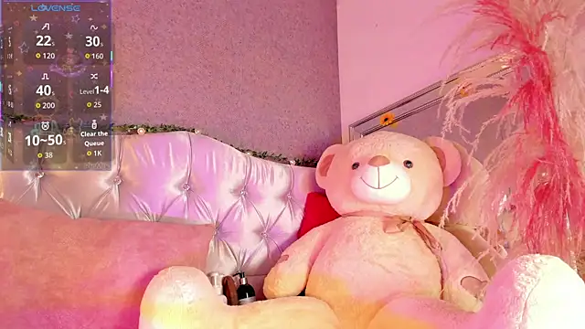 PrincePoppy online show from 15, 9, 2025