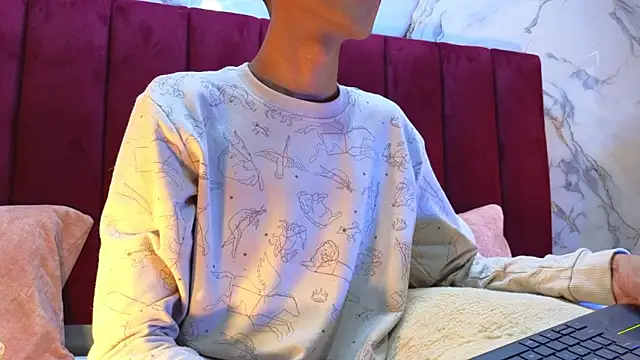 Snapshot of PrincePoppy chatting on 2, 2, 2026 PrincePoppy online show from 2, 2, 2026