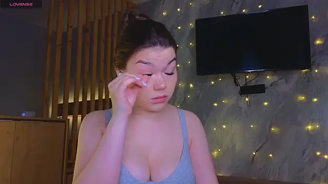 miss bubbles  online show from 16, 5, 2026