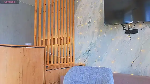 miss bubbles  online show from 17, 5, 2026