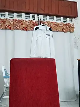 Bradd 32 online show from 6, 2, 2026